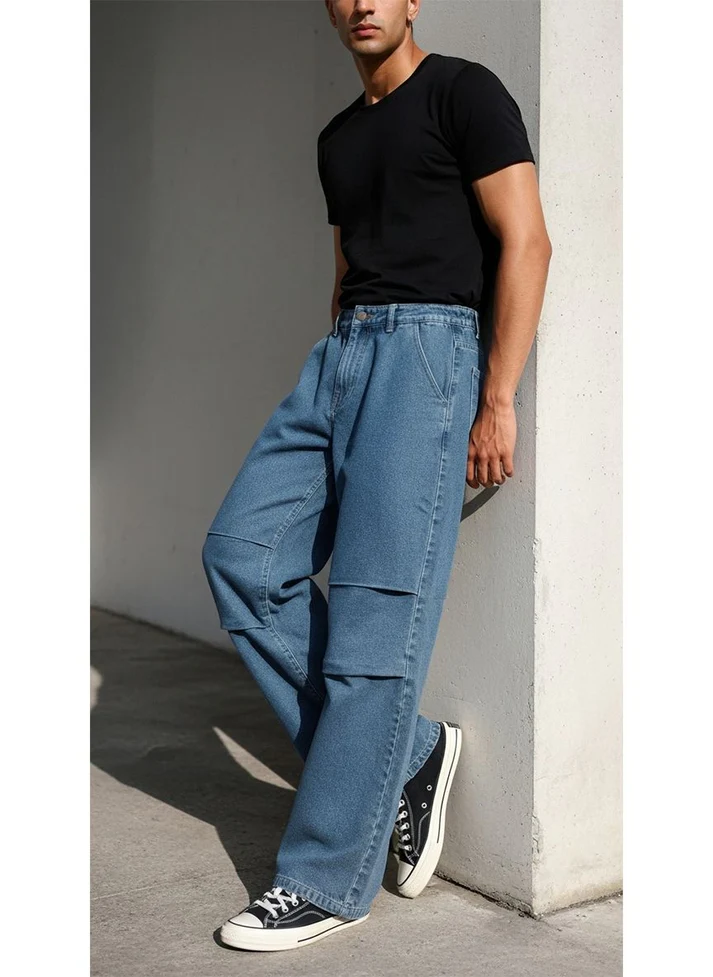 Straight Fit Ripped Jeans – Light Blue Wash